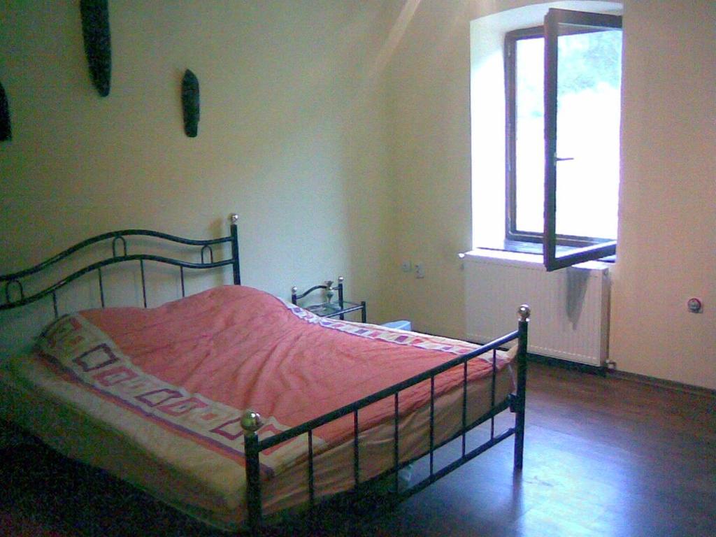 Willa Casa Sasca Montană Pokój zdjęcie