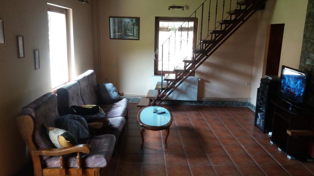 Willa Casa Sasca Montană Zewnętrze zdjęcie